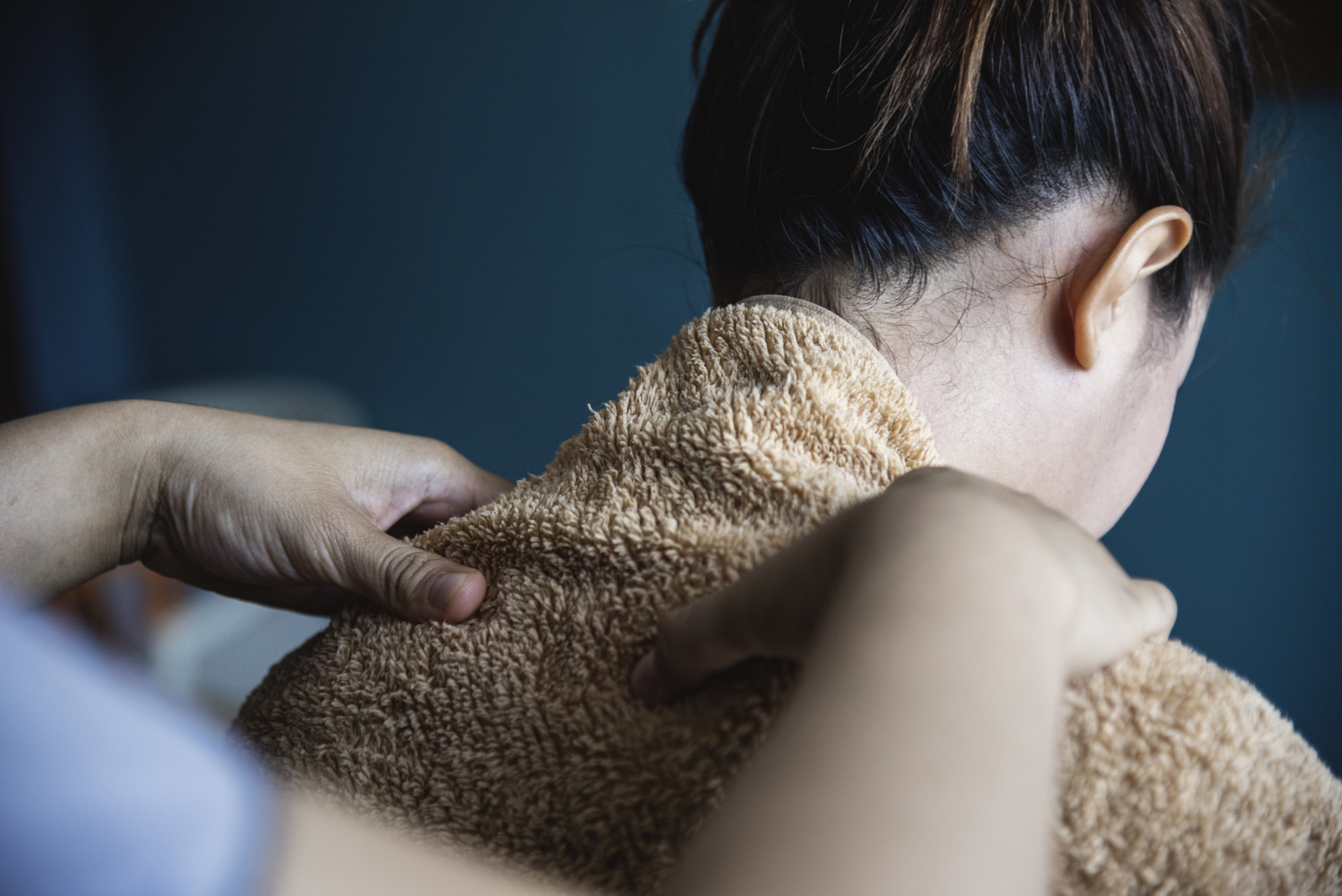 Back and neck massage at Nuad Thai Massage Athens